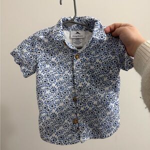 OshKosh B'gosh White and Blue Floral Button Down Shirt
